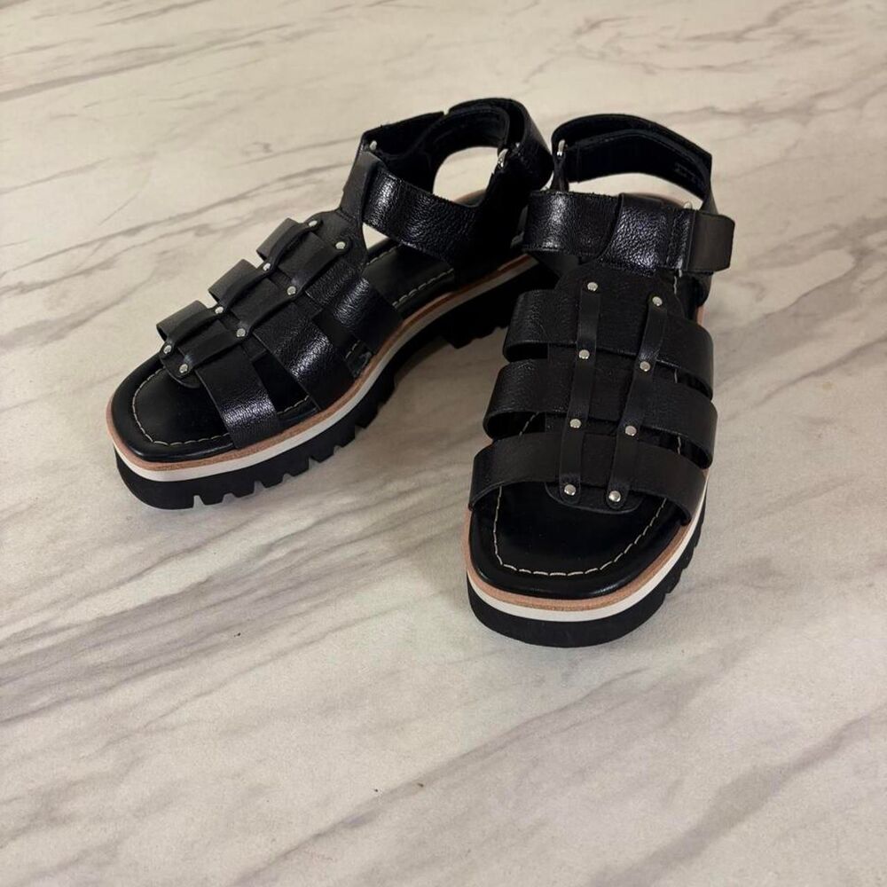 Donald Pliner Black Leather Platform utility Gladiator Sandals